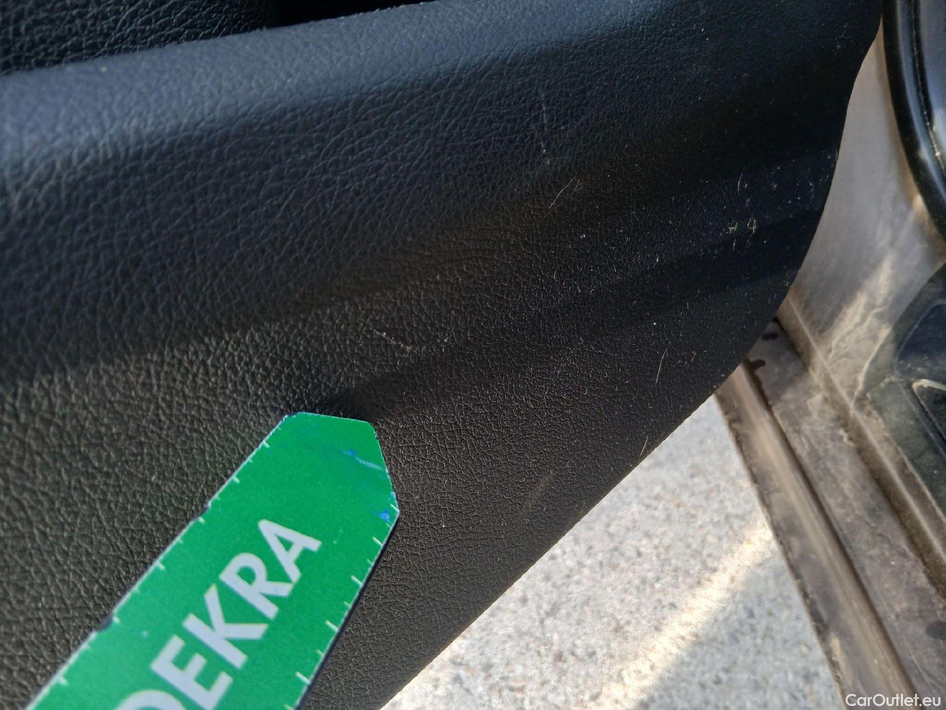  Bmw  Serie 2 BMW  Gran Tourer/2018/5P/monovolumen compacto 218d Business #25