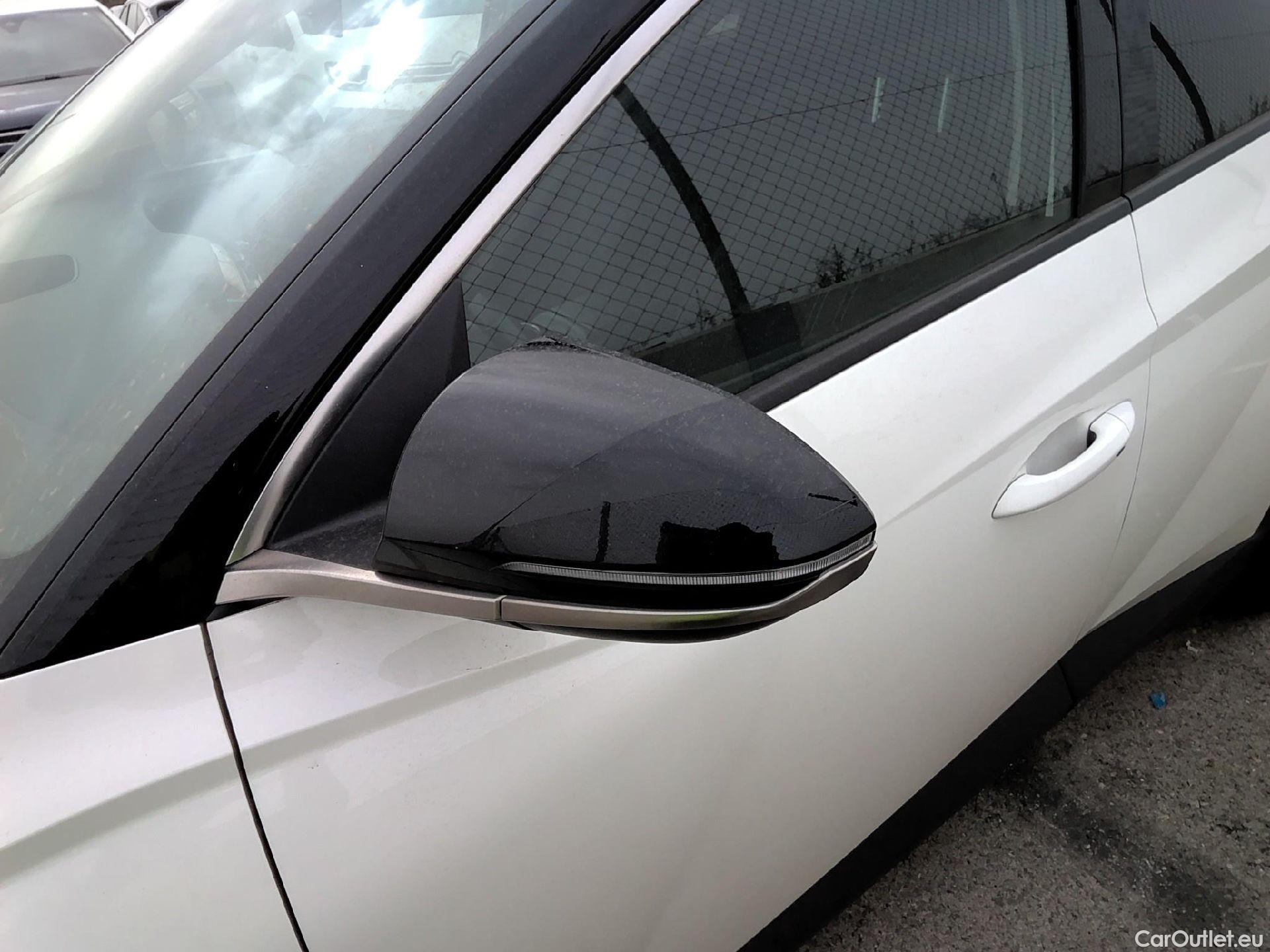  Hyundai  Tucson HYUNDAI  / 2020 / 5P / todoterreno 1.6 TGDI 169kW HEV Tecno Auto 2C #22