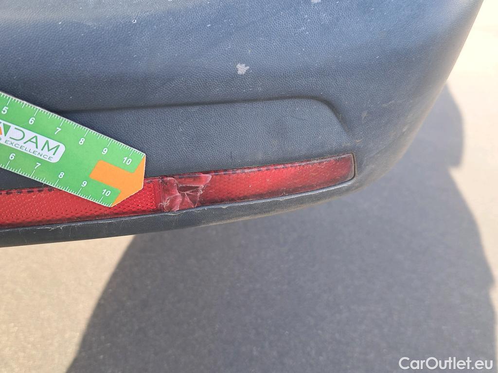  Volkswagen  Transporter VOLKSWAGEN  / 2015 / 4P / furgón Furgón Corto TN 2.0 TDI 110kW BMT 4Mot #35