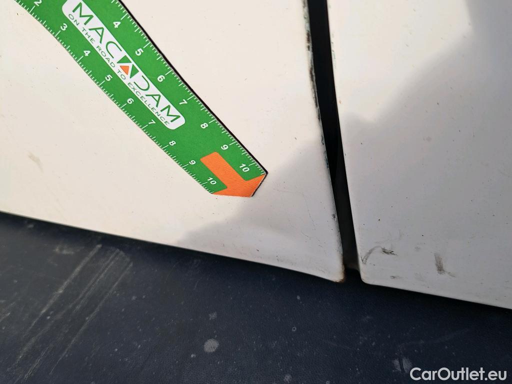  Volkswagen  Transporter VOLKSWAGEN  / 2015 / 4P / furgón Furgón Corto TN 2.0 TDI 110kW BMT 4Mot #10