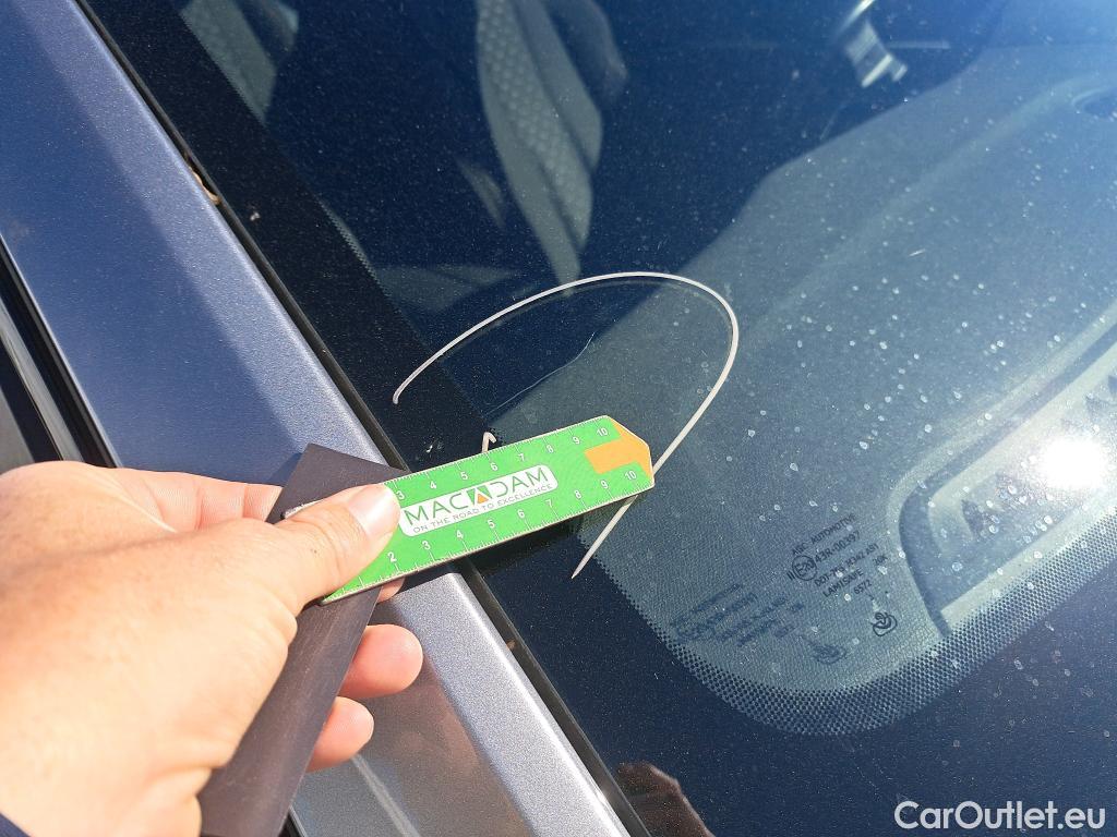  Peugeot  508 PEUGEOT  / 2018 / 5P / berlina con portón 5P Active Pack BlueHDi 130 S&S EAT8 (AC2) #2