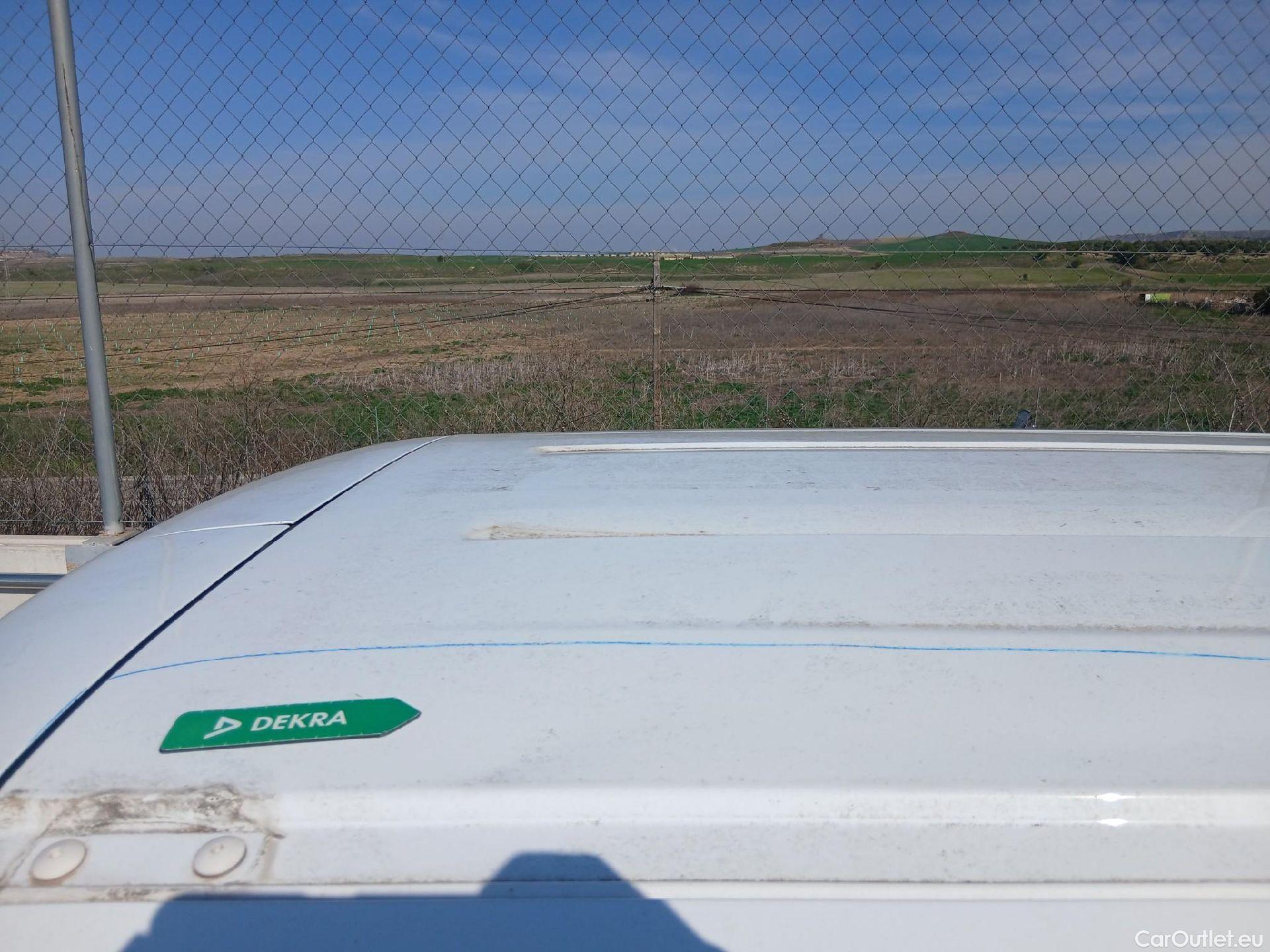  Ford  Transit FORD  Courier/2014/4P/furgón der.turis Van 1.5 TDCi 56kW Trend #36