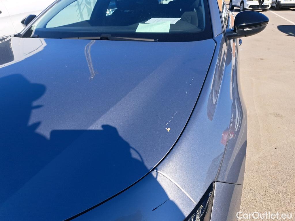  Peugeot  508 PEUGEOT  / 2018 / 5P / berlina con portón 5P Active Pack BlueHDi 130 S&S EAT8 (AC2) #7