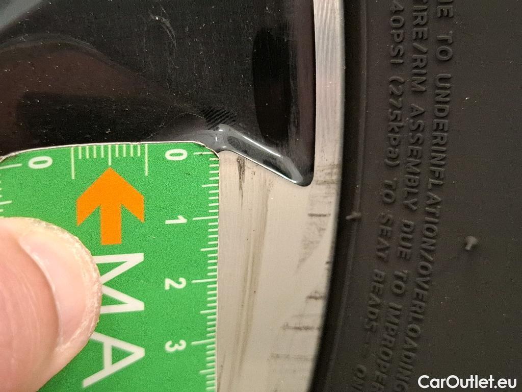  Peugeot  2008  Allure Business 1.5 HDi 130CV BVA8 E6d #65