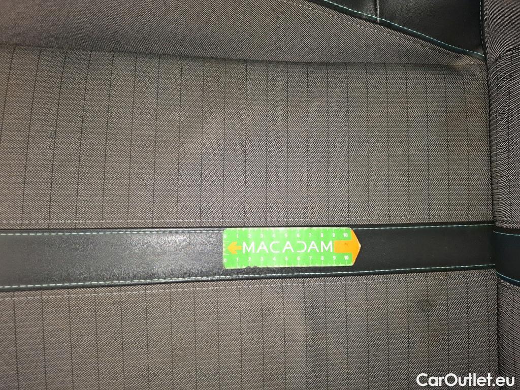  Peugeot  2008  Allure Business 1.5 HDi 130CV BVA8 E6d #45