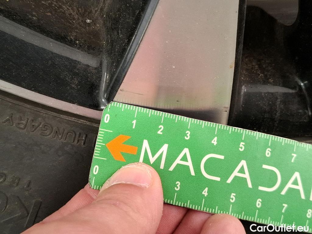  Peugeot  2008  Allure Business 1.5 HDi 130CV BVA8 E6d #36