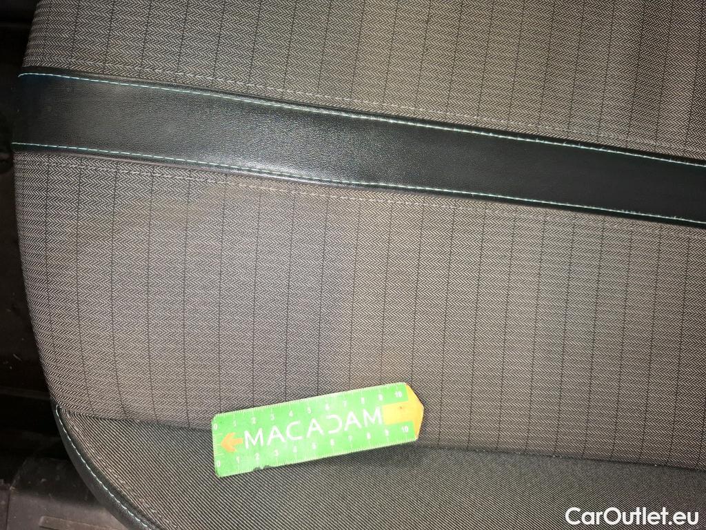  Peugeot  2008  Allure Business 1.5 HDi 130CV BVA8 E6d #47