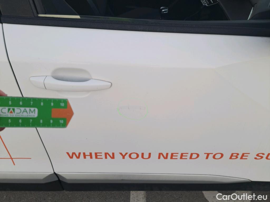  Peugeot  2008 PEUGEOT  / 2019 / 5P / todoterreno Allure BlueHDI 81kW (110CV) #10