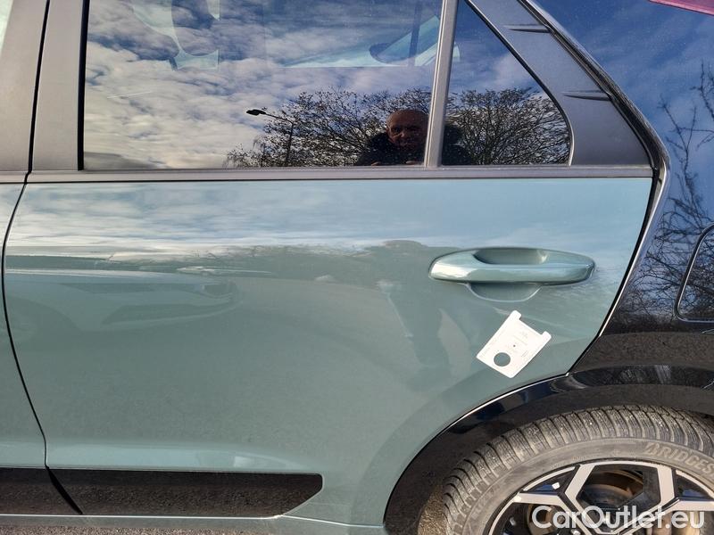  KIA  Niro  (2022)  1.6GDI HEV Premium AT 5d #6