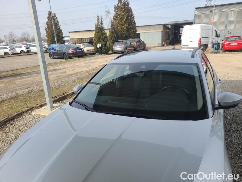  Skoda  Octavia  Combi (NX3)(2020) Oct.C.2.0TDI 110 4x4 Ambit AT #1