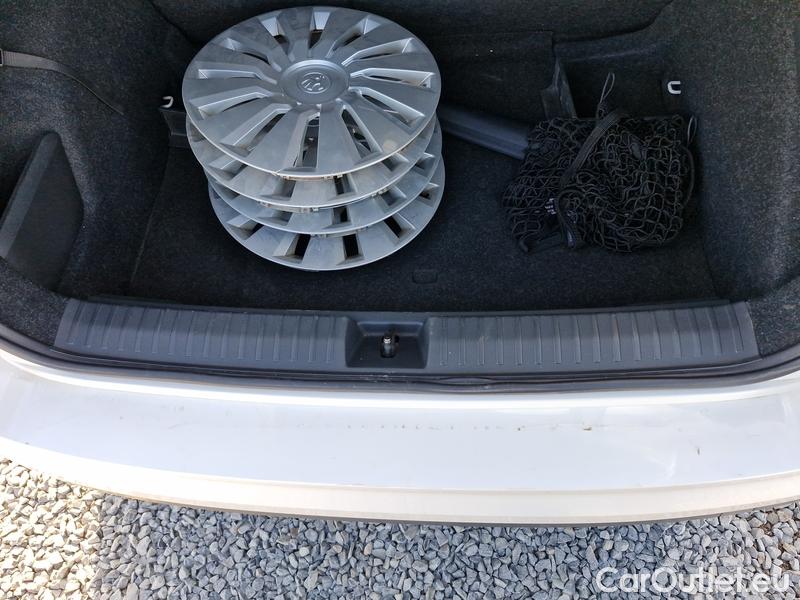  Skoda  KAMIQ -SUV (NW4) (2019)  1.0TSI 70 Ambition #17