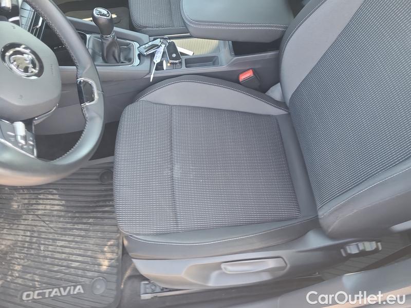  Skoda  Octavia  Combi (NX3)(2020) Oct.Combi 2.0TDI 85 Ambition #18