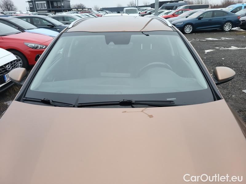  KIA  Cee'd Ceed Sportswagon (2018->) Ceed SW 1.5 T-GDI 118 Top AT #1