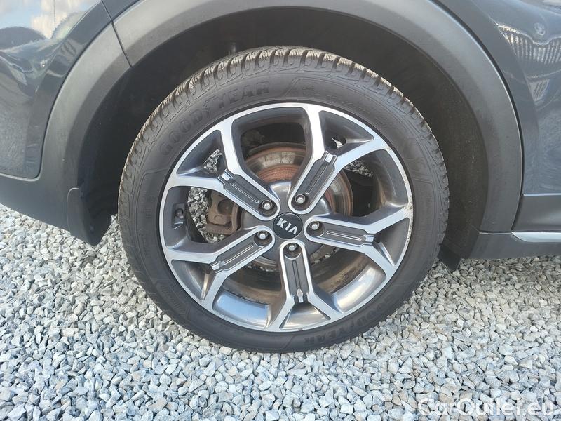  KIA  XCeed  (2019)  1.5 T-GDI TOP AT #13