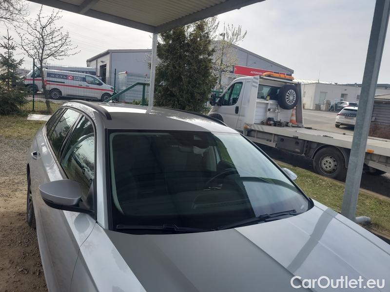  Skoda  Octavia  Combi (NX3)(2020) Oct.C.2.0TDI 110 4x4 Ambit AT #1