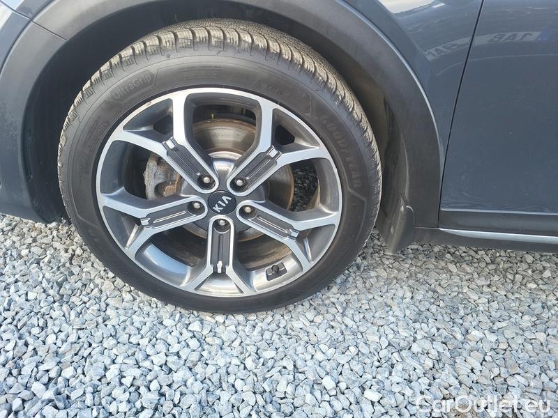  KIA  XCeed  (2019)  1.5 T-GDI TOP AT #9