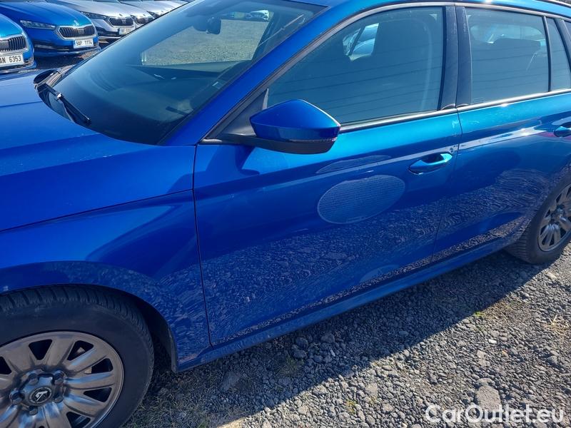  Skoda  Octavia  Combi (NX3)(2020) Oct.Combi 2.0TDI 85 Ambition #4