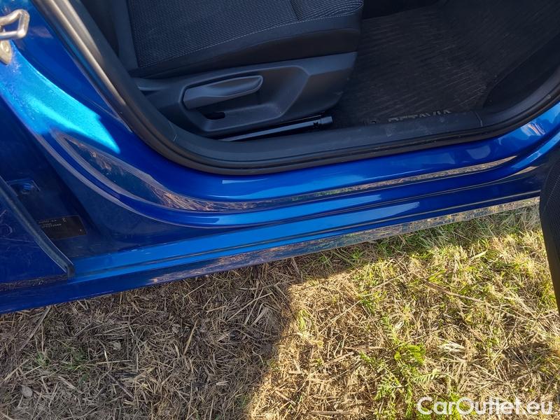  Skoda  Octavia  Combi (NX3)(2020) Oct.Combi 2.0TDI 85 Ambition #21