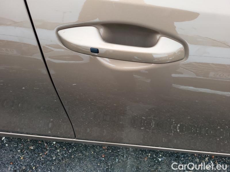  KIA  Cee'd Ceed Sportswagon (2018->) Ceed SW 1.5 T-GDI 118 Top AT #15