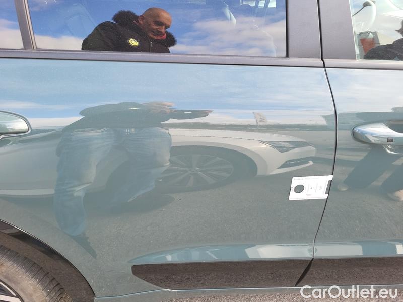  KIA  Niro  (2022)  1.6GDI HEV Premium AT 5d #16