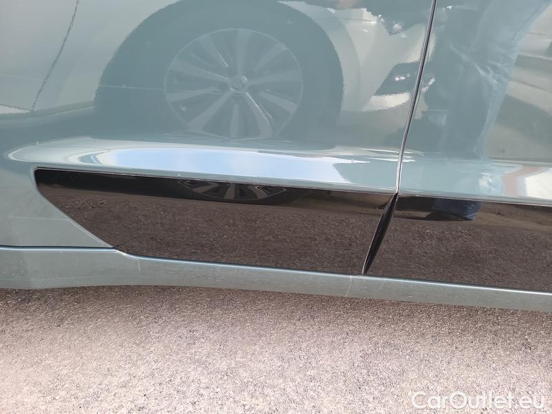  KIA  Niro  (2022)  1.6GDI HEV Premium AT 5d #24