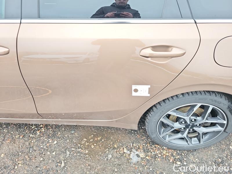  KIA  Cee'd Ceed Sportswagon (2018->) Ceed SW 1.5 T-GDI 118 Top AT #17