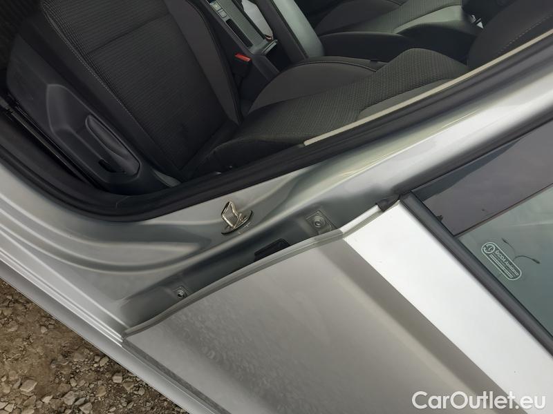  Skoda  Octavia  Combi (NX3)(2020) Oct.C.2.0TDI 110 4x4 Ambit AT #4