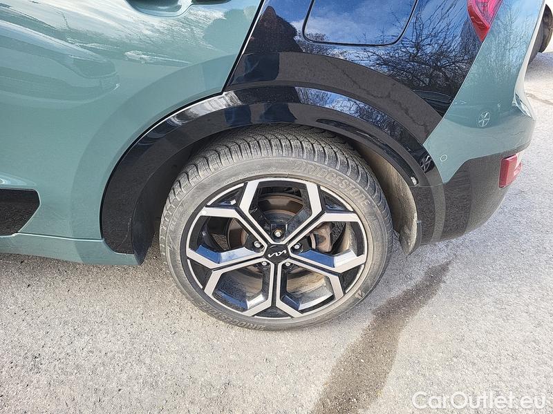  KIA  Niro  (2022)  1.6GDI HEV Premium AT 5d #21