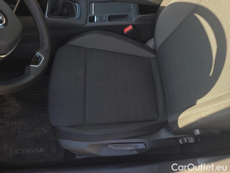  Skoda  Octavia  Combi (NX3)(2020) Oct.Combi 2.0TDI 85 Ambition #17