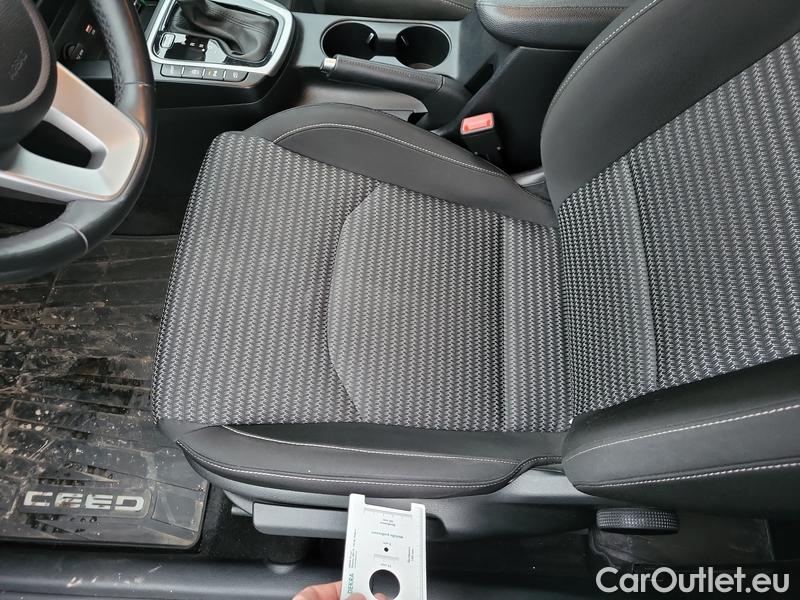  KIA  Cee'd Ceed Sportswagon (2018->) Ceed SW 1.5 T-GDI 118 Top AT #6