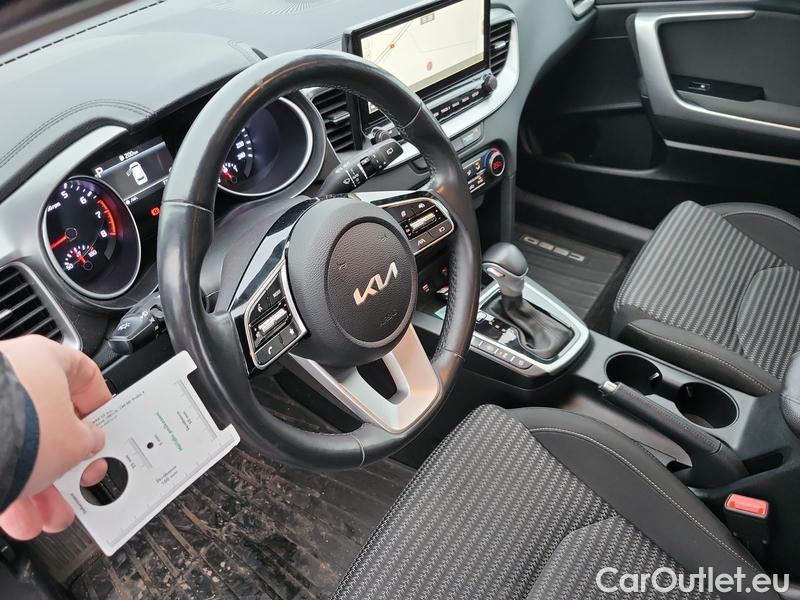  KIA  Cee'd Ceed Sportswagon (2018->) Ceed SW 1.5 T-GDI 118 Top AT #3