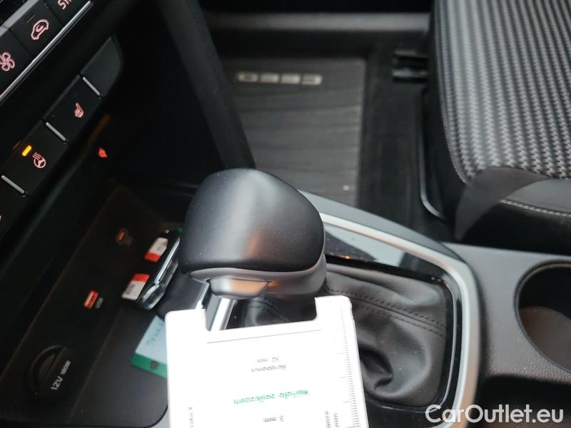  KIA  Cee'd Ceed Sportswagon (2018->) Ceed SW 1.5 T-GDI 118 Top AT #4