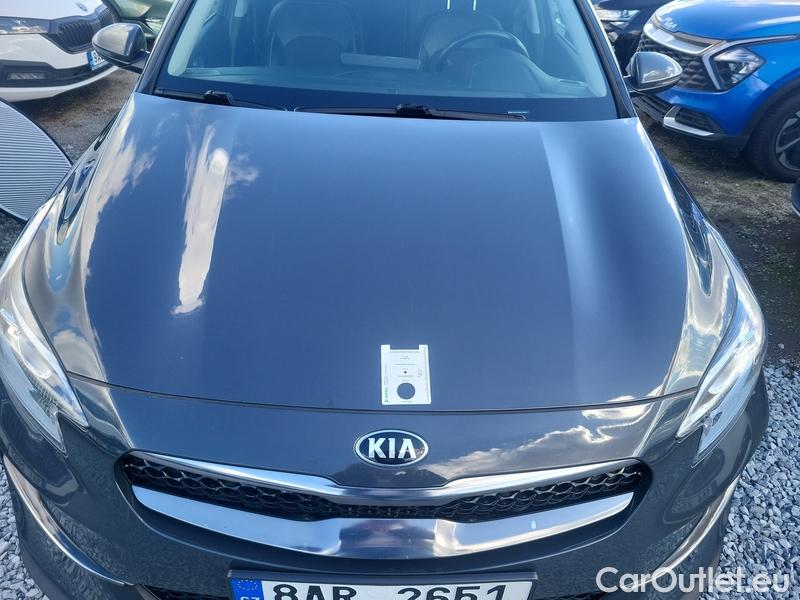  KIA  XCeed  (2019)  1.5 T-GDI TOP AT #2
