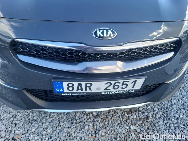  KIA  XCeed  (2019)  1.5 T-GDI TOP AT #3