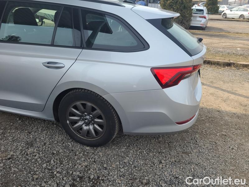  Skoda  Octavia  Combi (NX3)(2020) Oct.C.2.0TDI 110 4x4 Ambit AT #7