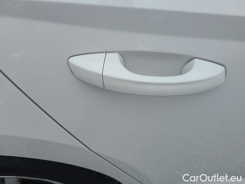  Skoda  Fabia  Combi (2015) Com.1.0TSI 70 Ambition 5d #7