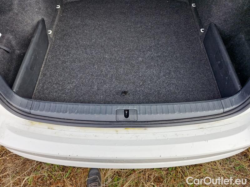  Skoda  Octavia  Combi (NX3)(2020) Oct.Com. 2.0TDI 85 Ambition AT #6