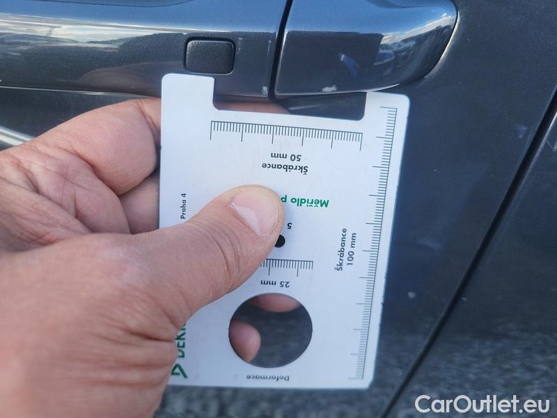  KIA  XCeed  (2019)  1.5 T-GDI TOP AT #8