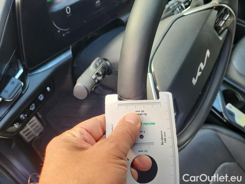  KIA  Niro  (2022)  1.6GDI HEV Premium AT 5d #8