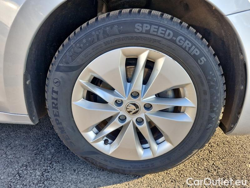  Skoda  Octavia  Combi (NX3)(2020) Oct.Combi 2.0TDI 110 Ambit. AT #20