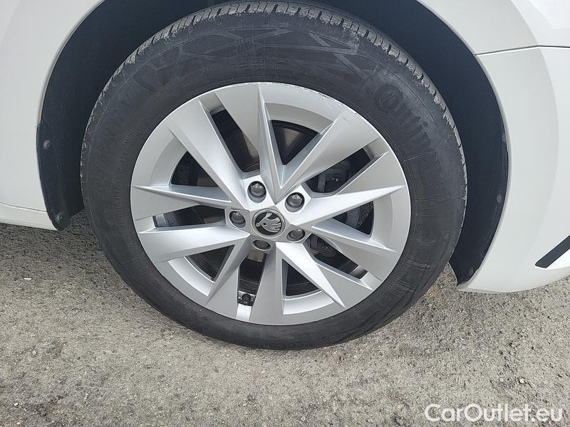  Skoda  Octavia  Combi (NX3)(2020) Oct.Combi 1.5TSI 110 Style #13