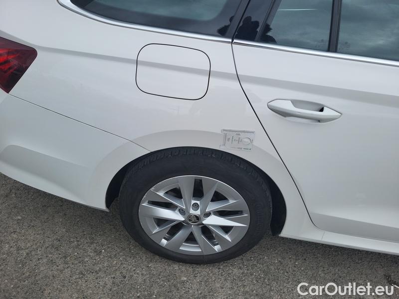  Skoda  Octavia  Combi (NX3)(2020) Oct.Combi 1.5TSI 110 Style #11