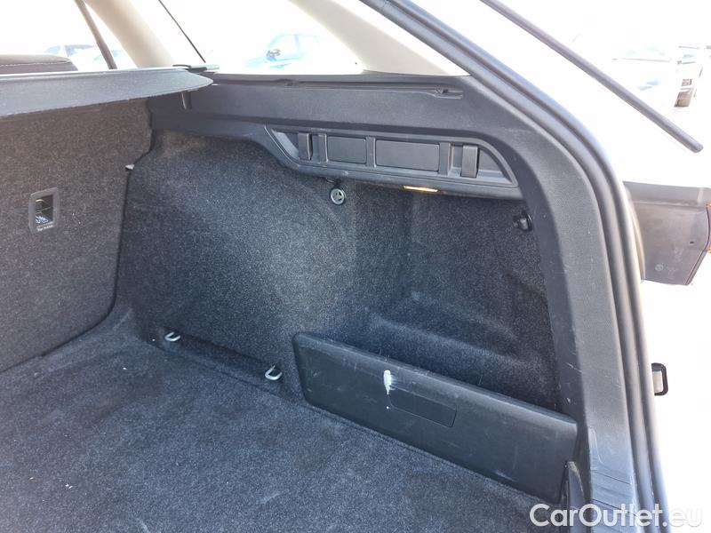  Skoda  Octavia  Combi (NX3)(2020) Oct.Combi 2.0TDI 110 Ambit. AT #14