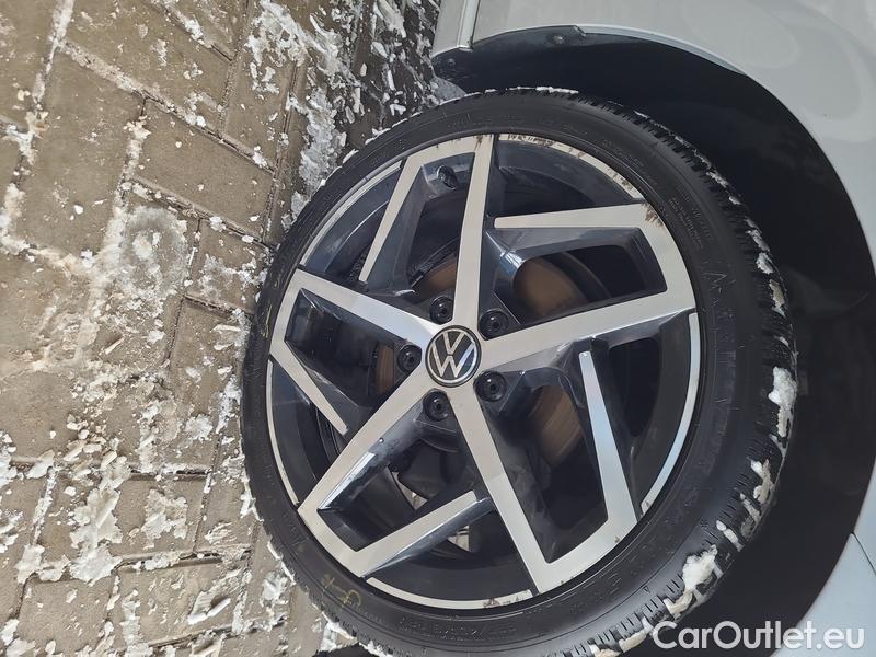  Volkswagen  Golf  VIII (CD1) (2019) 1.5TSI 96 Life 5d #7