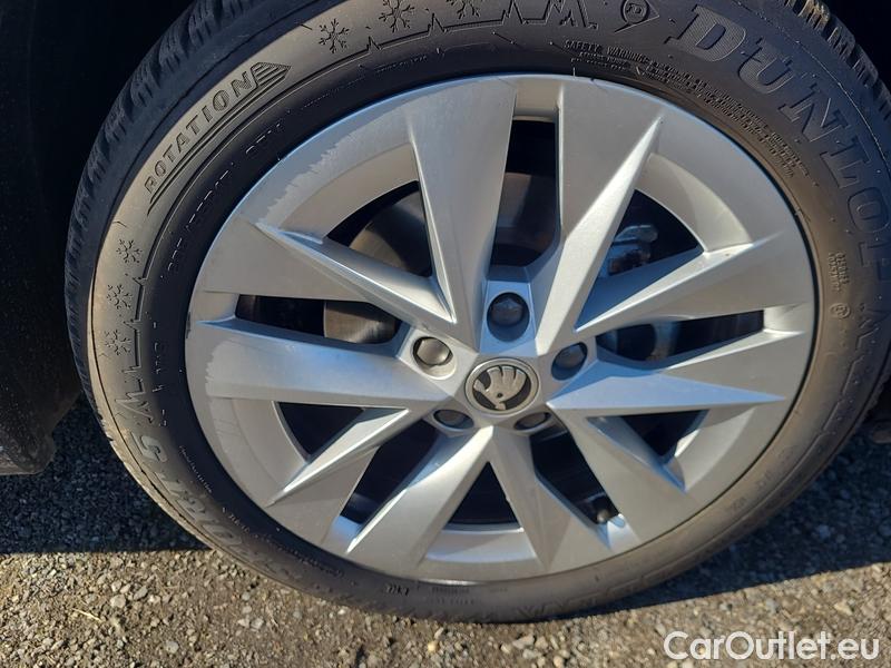  Skoda  Octavia  Lim. (NX3)(2020)  1.5TSI 110 Style 5d #35