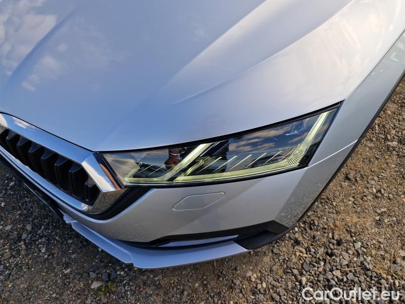  Skoda  Octavia  Combi (NX3)(2020) Oct.C. 2.0TDI 147 Scout 4x4 AT #2
