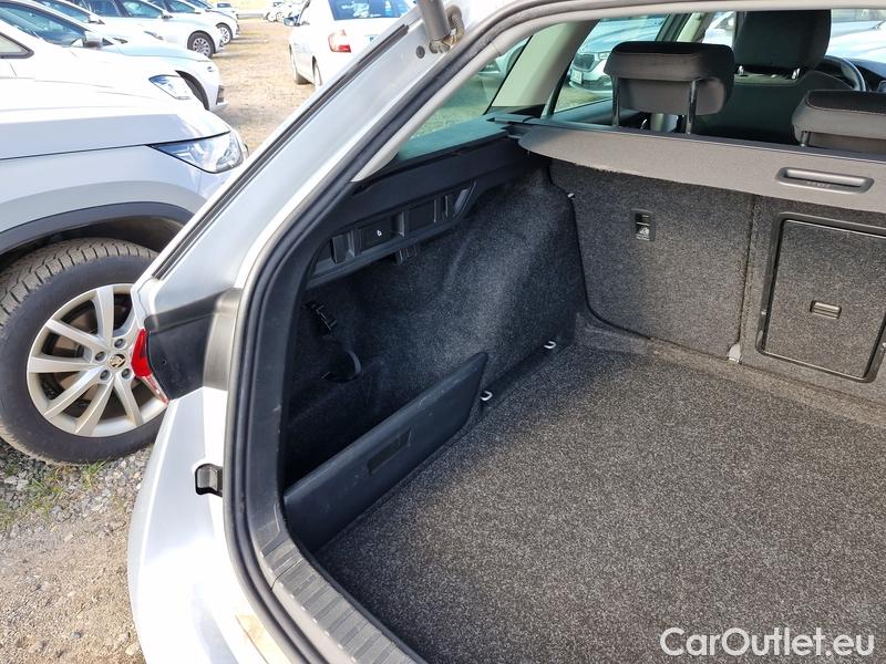  Skoda  Octavia  Combi (NX3)(2020) Oct.C. 2.0TDI 147 Scout 4x4 AT #15