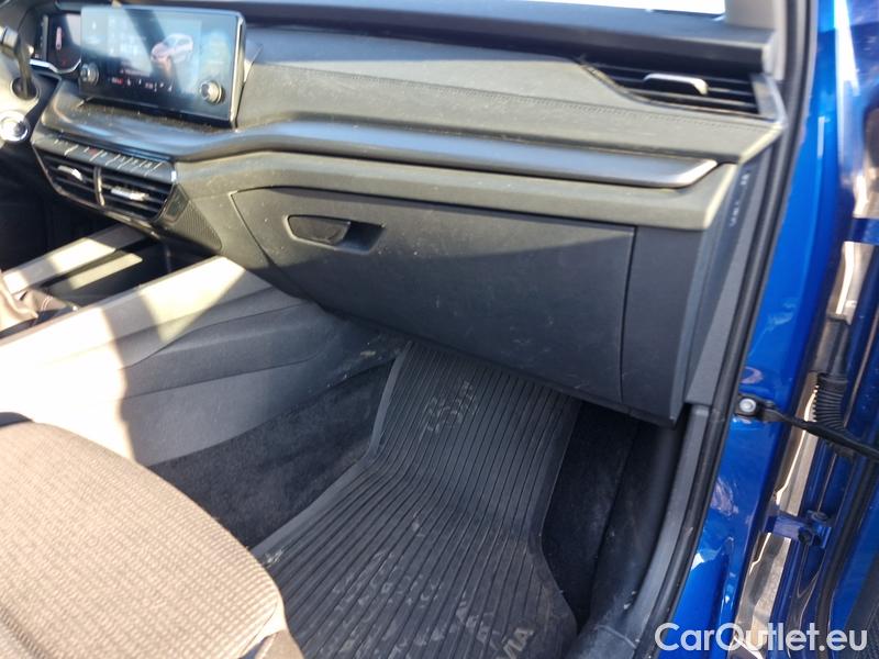  Skoda  Octavia  Combi (NX3)(2020) Oct.Combi 2.0TDI 85 Ambition #32