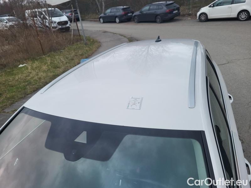  Skoda  Octavia  Combi (NX3)(2020) Oct.Combi 1.5TSI 110 Style #8