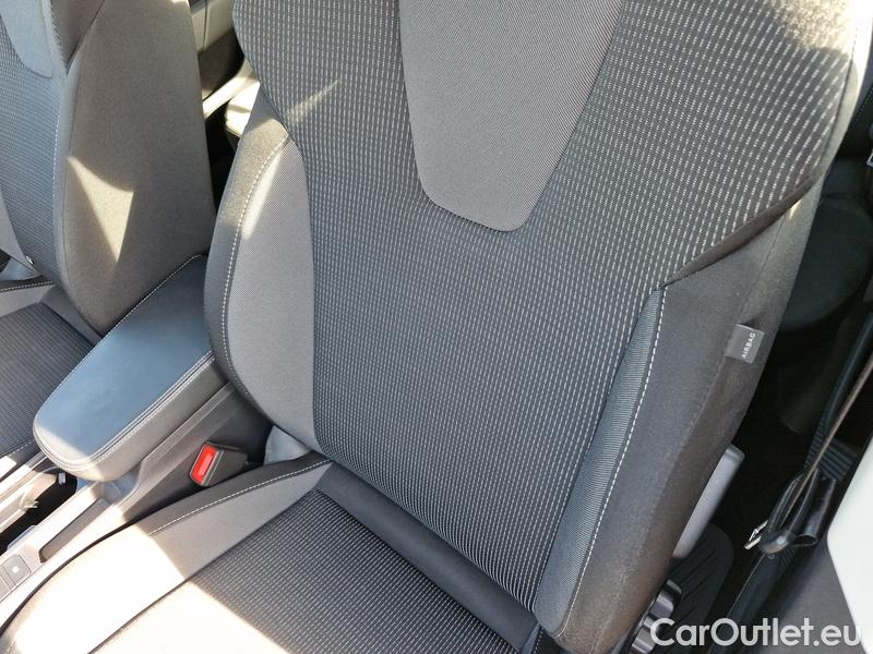  Skoda  Octavia  Lim. (NX3)(2020) Oct.1.5e-TEC 110 Ambition AT #7